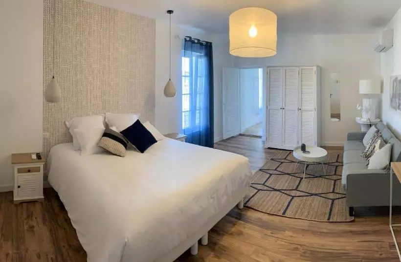 Hotelli Hôtel O’banel