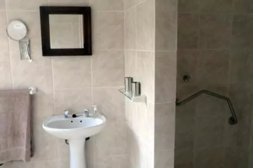 Majatalo The Village Guesthouse