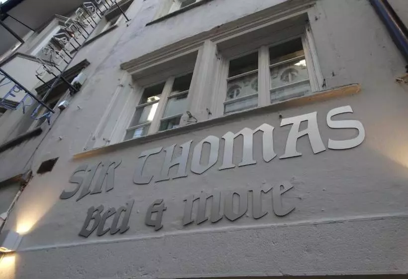 تختخواب و صبحانه Sir Thomas Bed And More