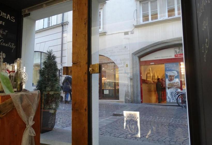 تختخواب و صبحانه Sir Thomas Bed And More