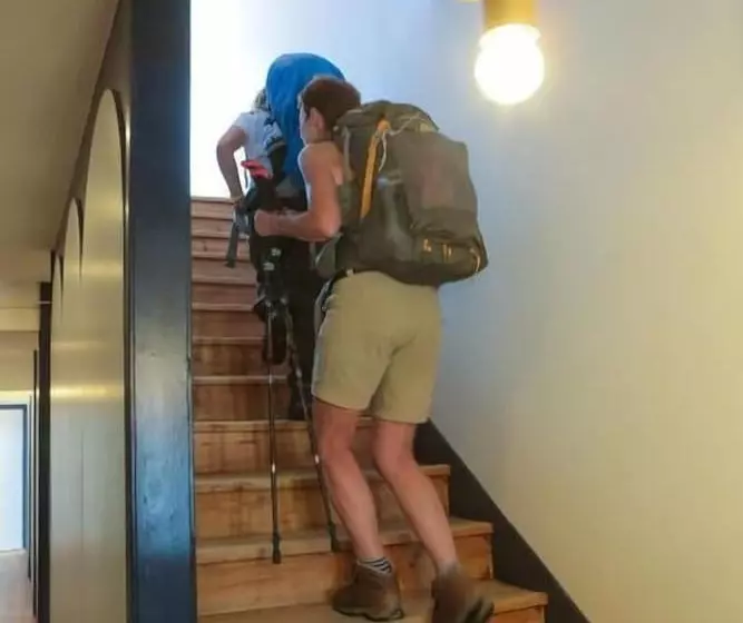 Caminha Hostel & Suites