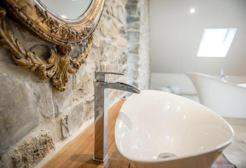 בית מלון כפרי Couvent De La Salette & Spa