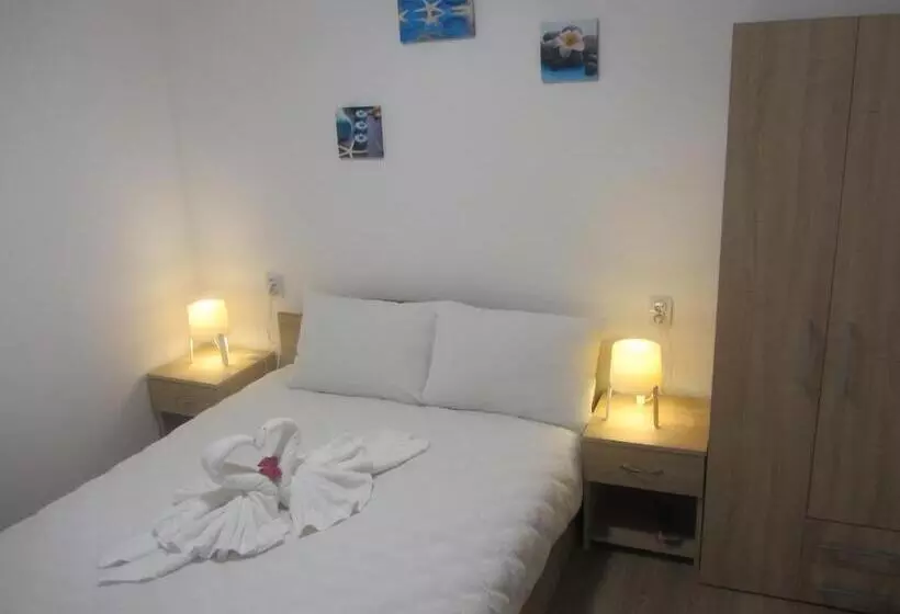 Pensió Casa Nicholas