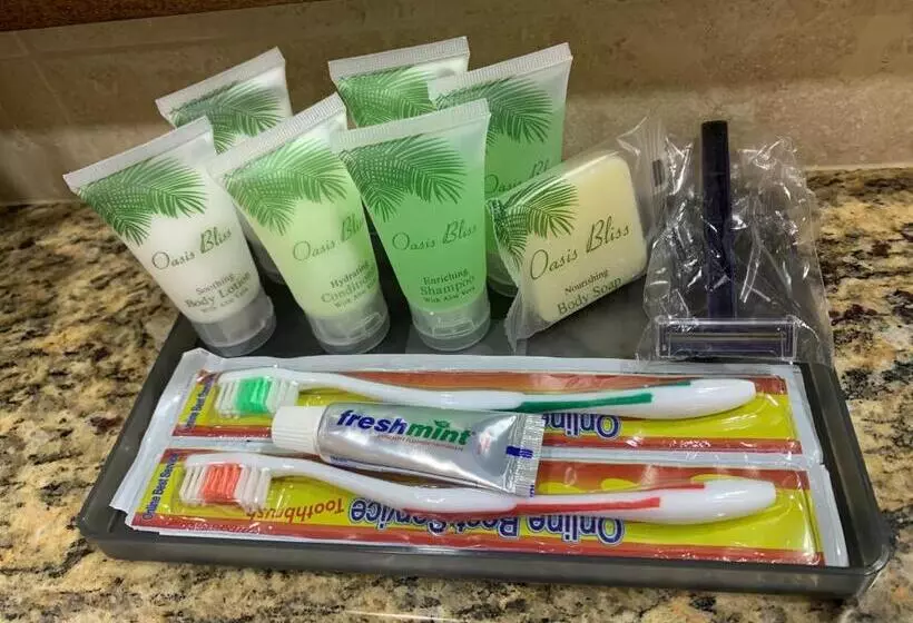 La Jolla Excellence, Exclusive Front Beach!