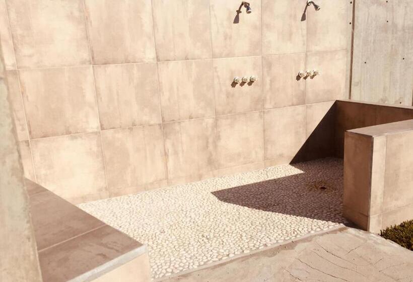 La Jolla Excellence, Exclusive Front Beach!