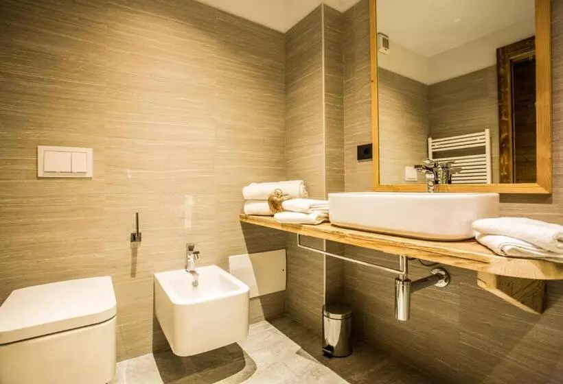 Majatalo Alpine Rooms Guesthouse