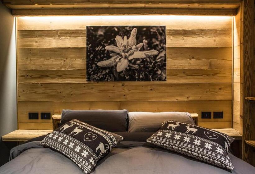 بنسيون Alpine Rooms Guesthouse