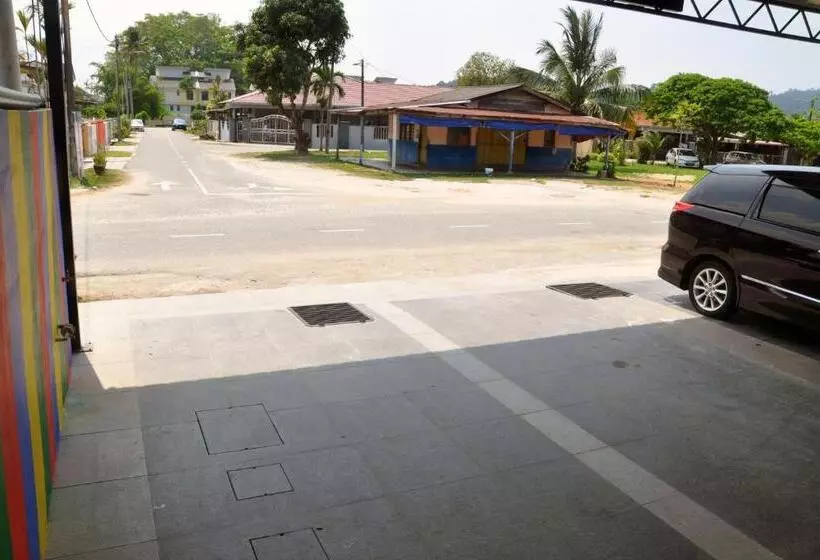 پانسیون Teruntum 96 Guesthouse