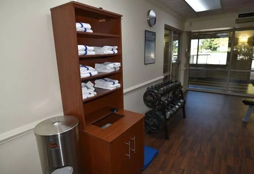 Hotelli Comfort Suites Inn At Ridgewood Farm
