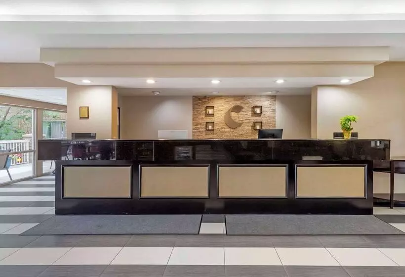 Hotelli Comfort Suites Inn At Ridgewood Farm