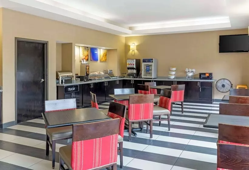 Hotelli Comfort Suites Inn At Ridgewood Farm