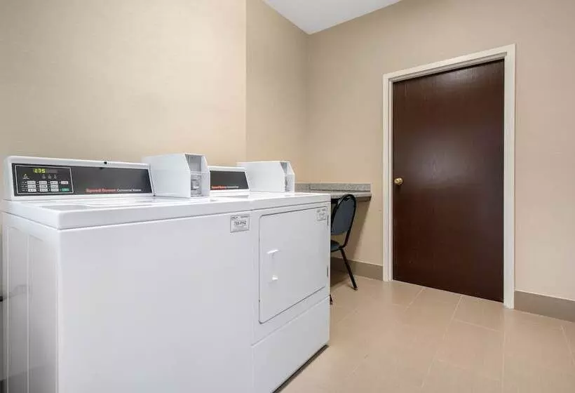 هتل Comfort Suites Lafayette University Area