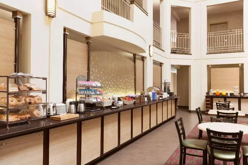 בית מלון כפרי Country Inn & Suites By Radisson San Carlos Ca