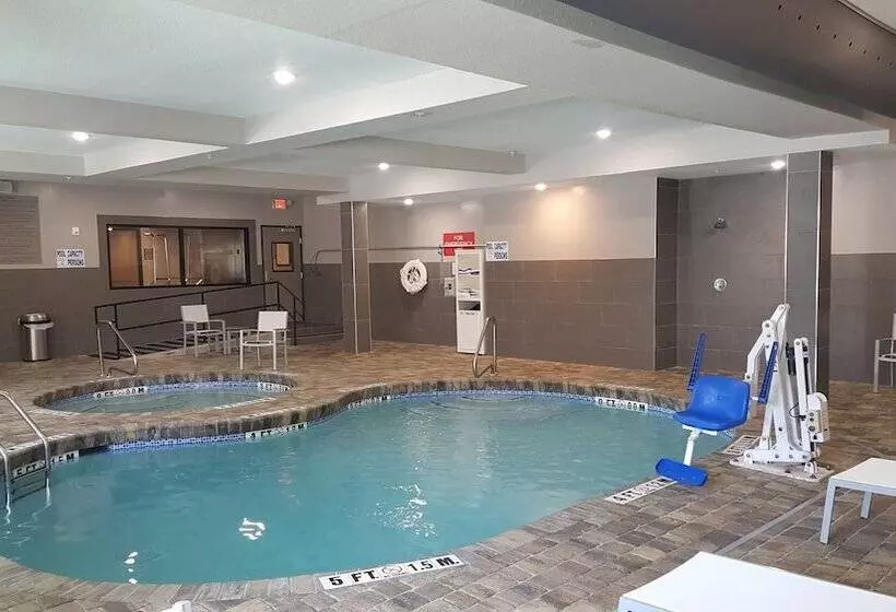 Отель Country Inn & Suites By Radisson, Savannah Midtown, Ga