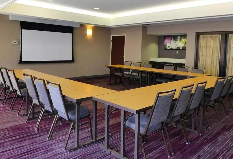 酒店 Courtyard Chesapeake Greenbrier