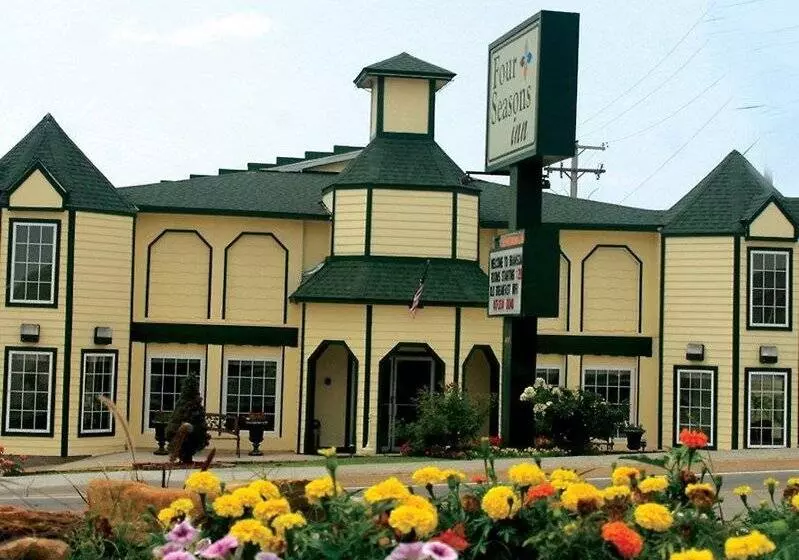 ホテル Four Seasons Inn