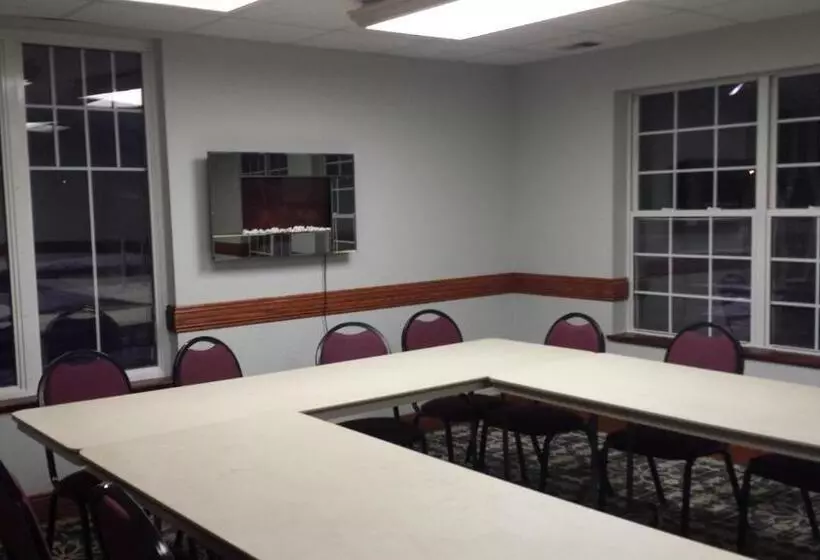 هتل Hastings Country Inn