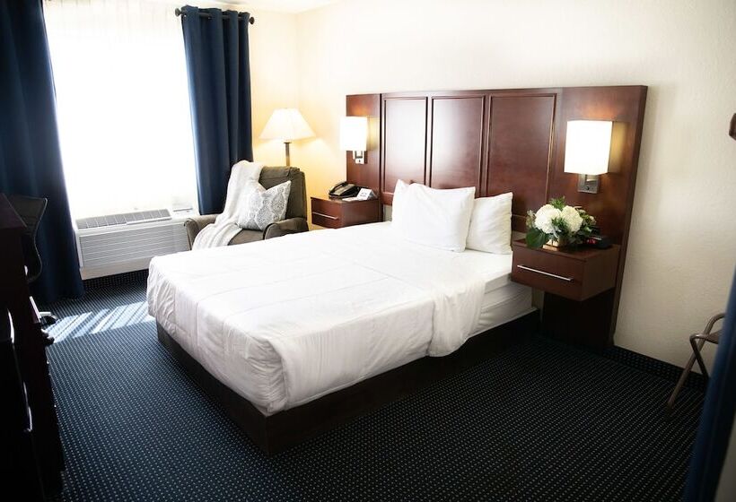 فندق Hatfield Inn