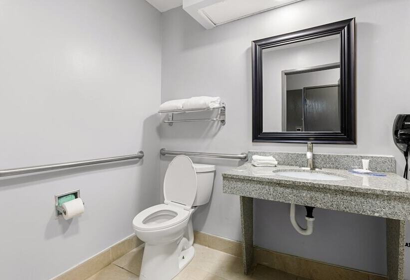 酒店 Clarion Pointe Hinesville Near Fort Stewart