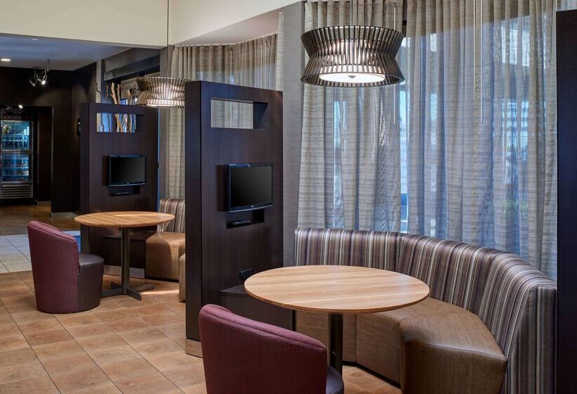 هتل Sonesta Select Indianapolis Carmel