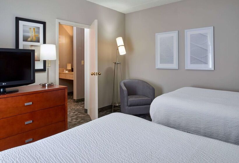 هتل Sonesta Select Indianapolis Carmel