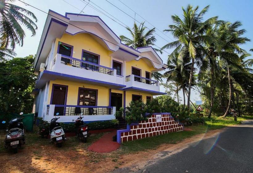 Hotelli Oyo 22847 Lobo S Guest House