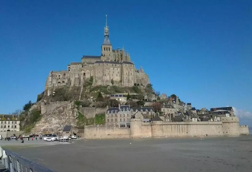 Aamiaismajoitus (B&B) Le Chateau Du Grand Coudray