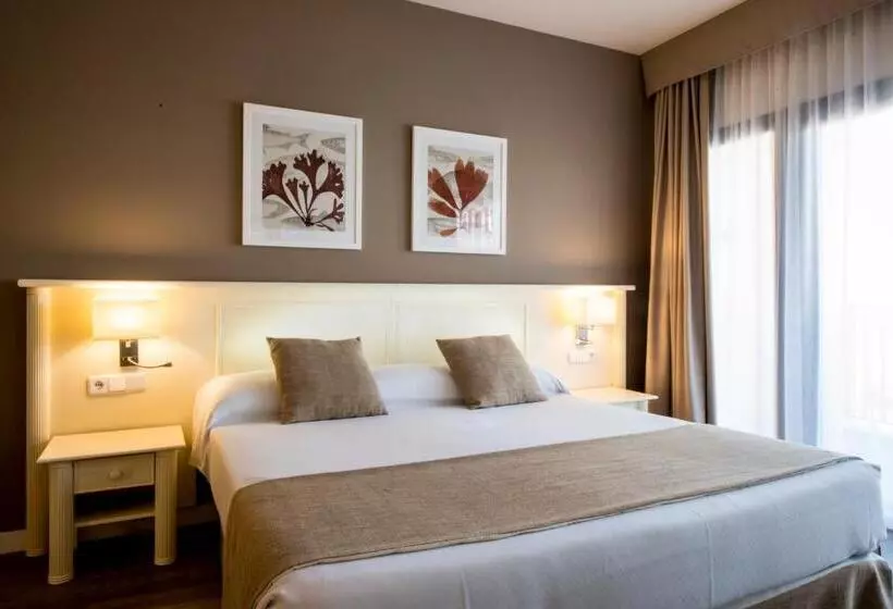 リゾートホテル Bahia Principe Explore Costa Adeje