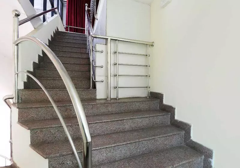 Hotelli Oyo 27738 Ghala Residency Inn