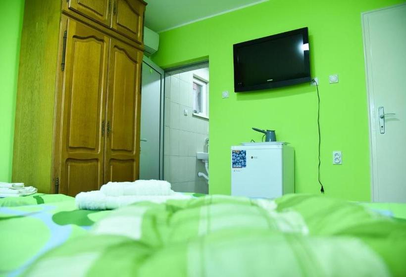 پانسیون Prenoćište Pilot