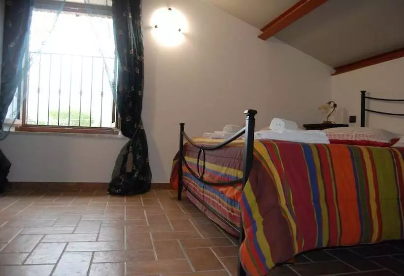 Aamiaismajoitus (B&B) Agriturismo Il Sagrato Di Assisi Appartamenti,camere