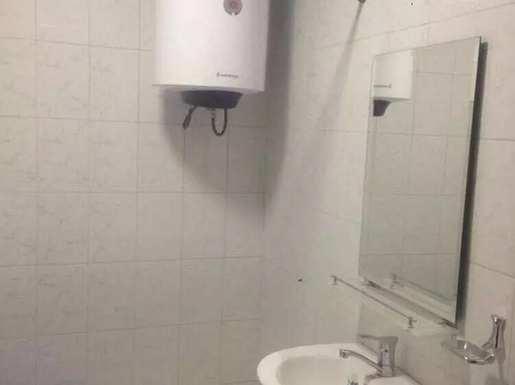تختخواب و صبحانه Sharq Darvoz Mini Hotel   Hostel