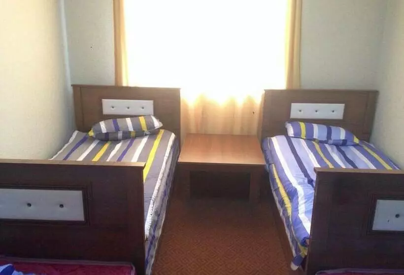 تختخواب و صبحانه Sharq Darvoz Mini Hotel   Hostel