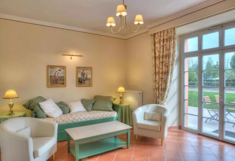 ホテル Urlaubsresidenz Marstall Und Kanzlei Im Schlossensemble