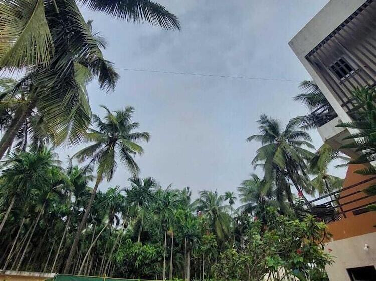 Hotell Royal Paradise