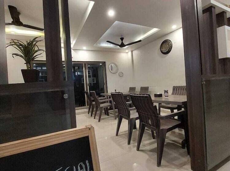 Hotell Royal Paradise