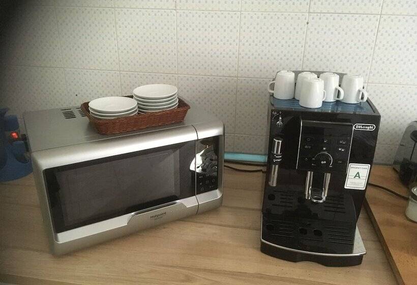 تختخواب و صبحانه La Magnolia