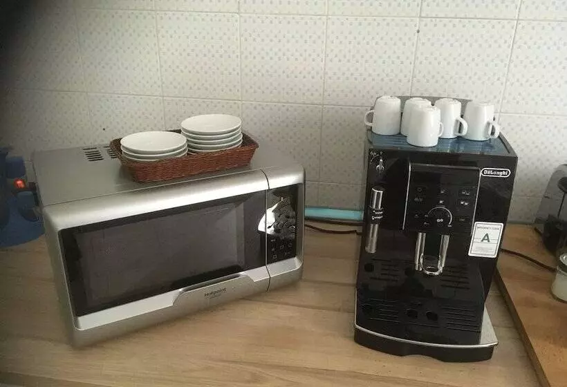 تختخواب و صبحانه La Magnolia