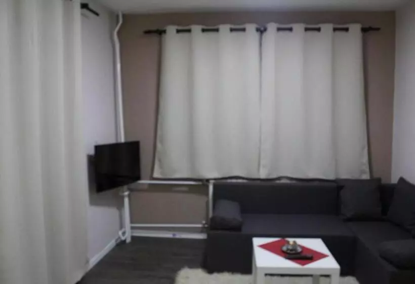 پانسیون Villa Flora Apartments Krushevo