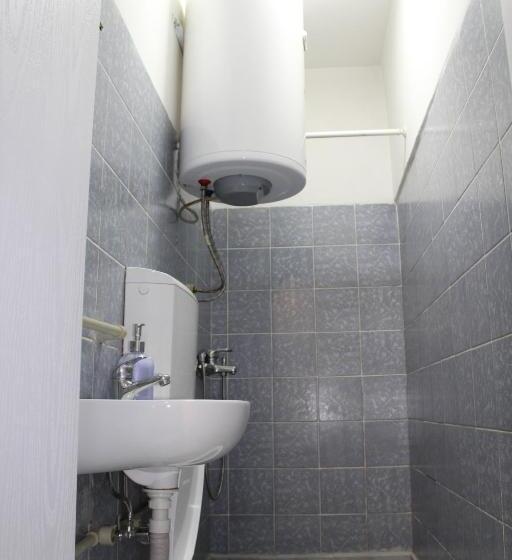 پانسیون Villa Flora Apartments Krushevo