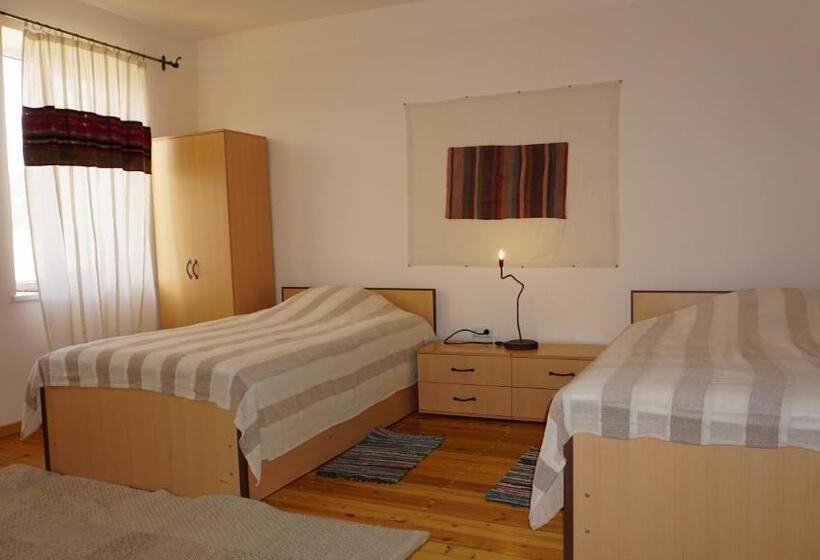 Majatalo Wings Of Tatev Private Villa