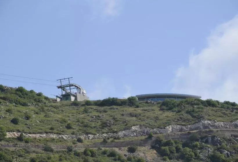 ペンション Wings Of Tatev Private Villa
