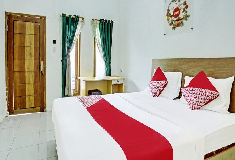 Hotel Oyo 1415 Gelora Residence