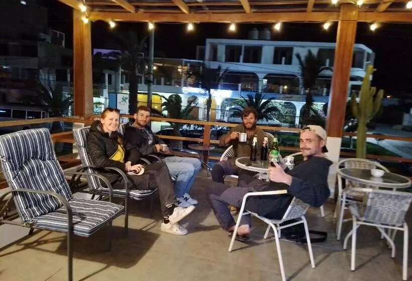 Majatalo El Capricho Paracas