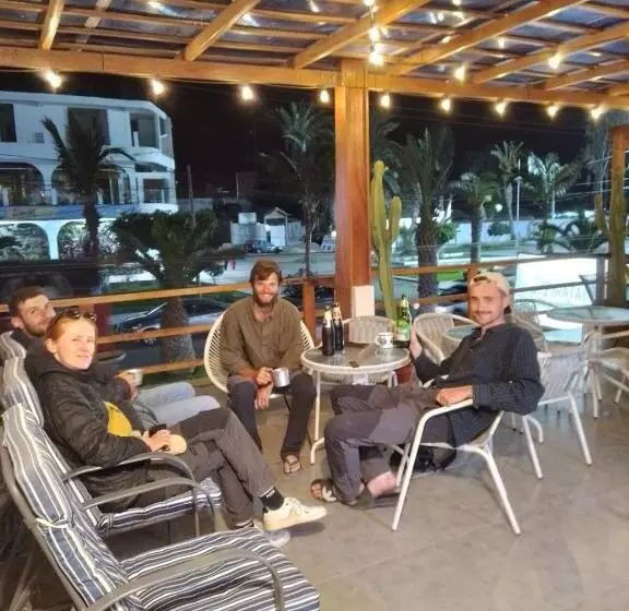 Majatalo El Capricho Paracas