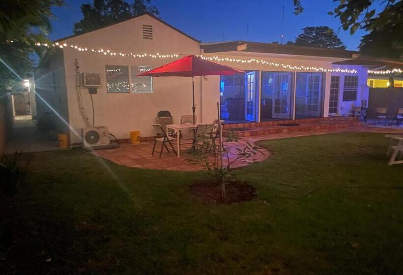 بنسيون The Village