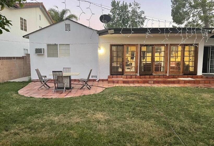 بنسيون The Village