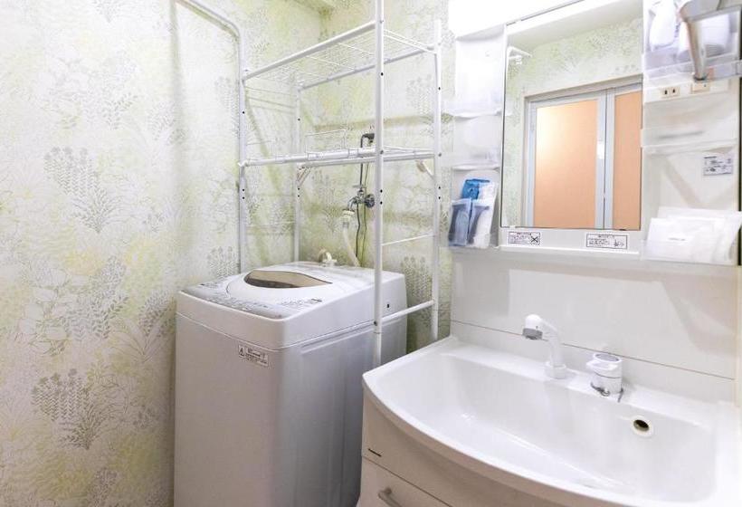 Mr.kinjo In Chatan Premier Home Ii