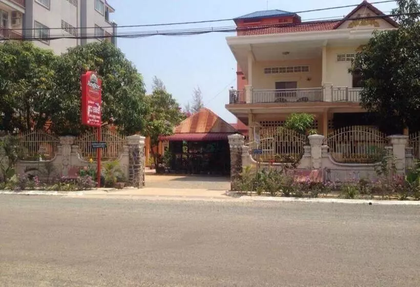 پانسیون Ta Eng Guesthouse