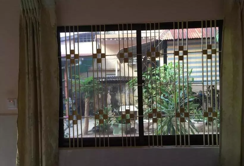 پانسیون Ta Eng Guesthouse